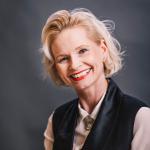 Laru-Suvi-pysty-JL-1080x1080